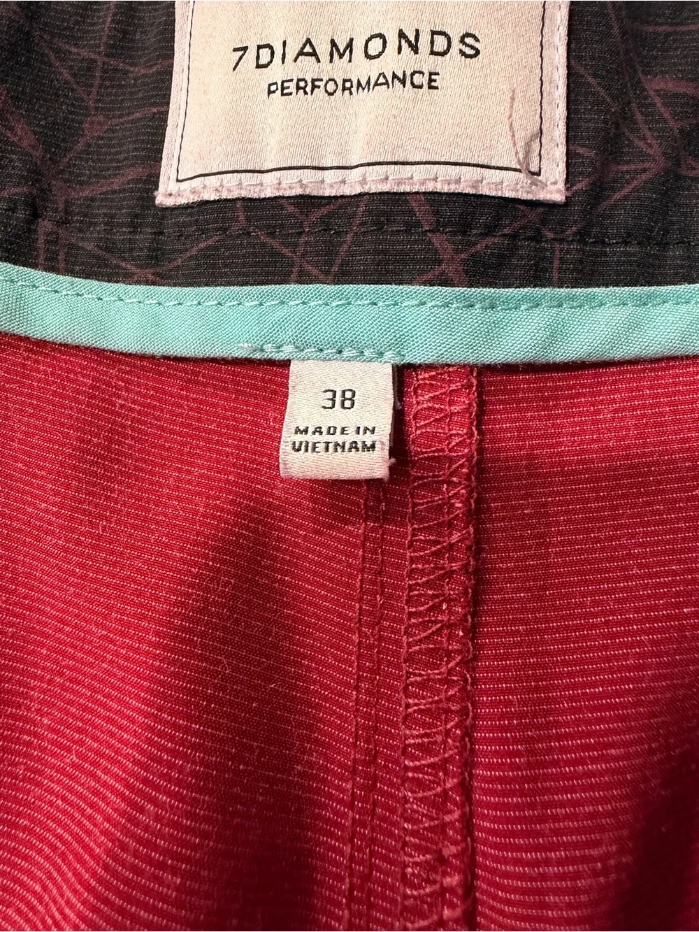 7Diamonds Performance Men’s Size 38 Hybrid Shorts Red Stretch